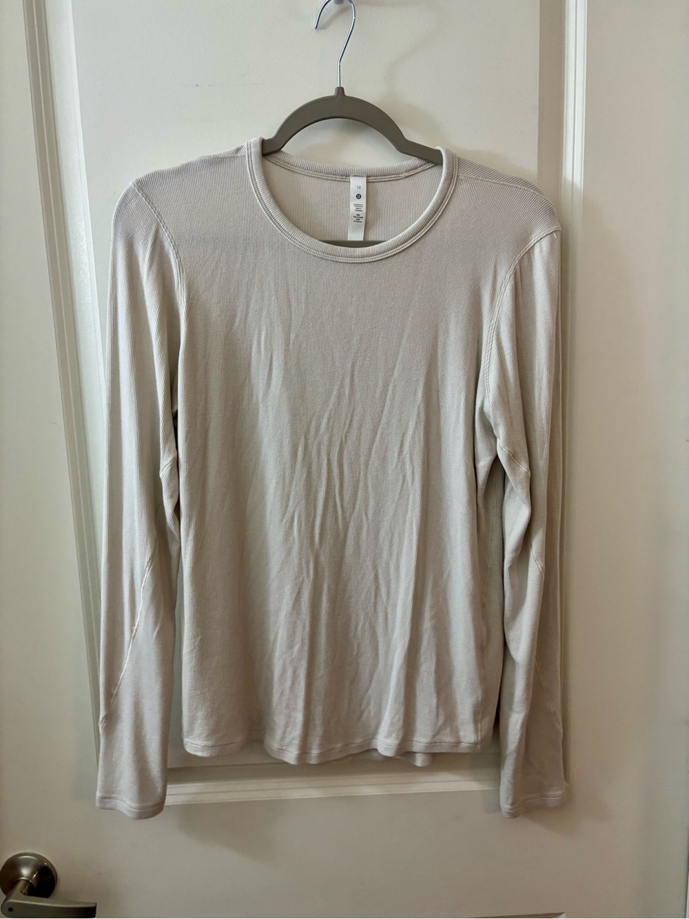 Lululemon Ribbed Long Sleeve Size 12 - Picture 5 of 6